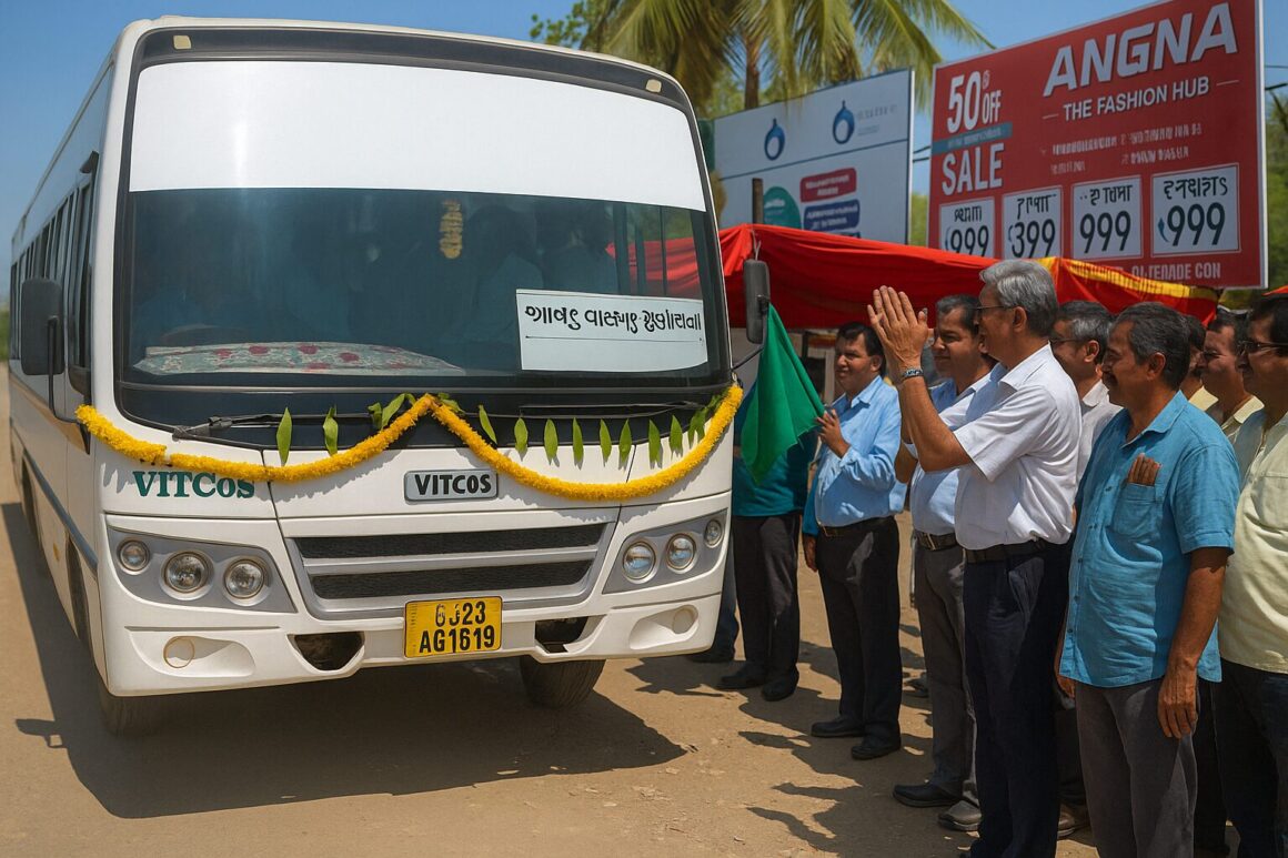 Vitcos city bus in Anand before service stopped