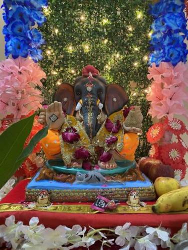 Shaily-Desai Bappa-Morya Near-Ganesh-crossingAnand-2